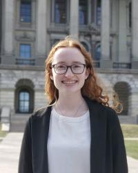 Headshot photo of Jenna Schaefer